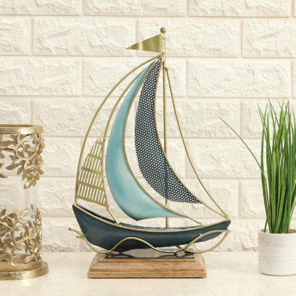 Gale Sail Showpiece